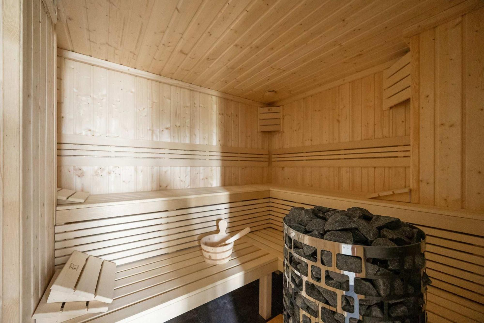 Apartment Sarmacka Wilanow With Parking, Sauna & Gym By Noclegi Renters Varsovia Exterior foto